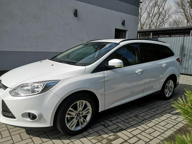Ford Focus 1.0 12V 125KM Klima Nawi Parktronic Isofix ALU 16 Serwis Gwarancja