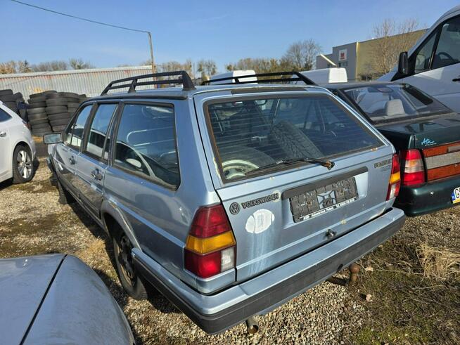 Volkswagen Passat 1.8 Benzyna 82 KM, Variant Trophy, Szyberdach, Relingi, Hak, Kubełki