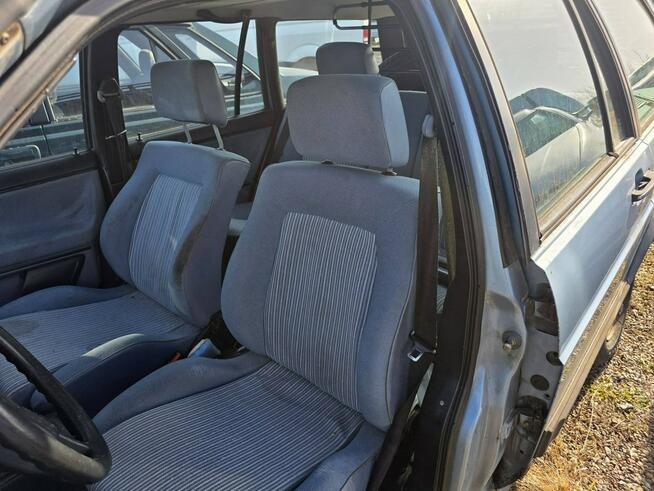 Volkswagen Passat 1.8 Benzyna 82 KM, Variant Trophy, Szyberdach, Relingi, Hak, Kubełki