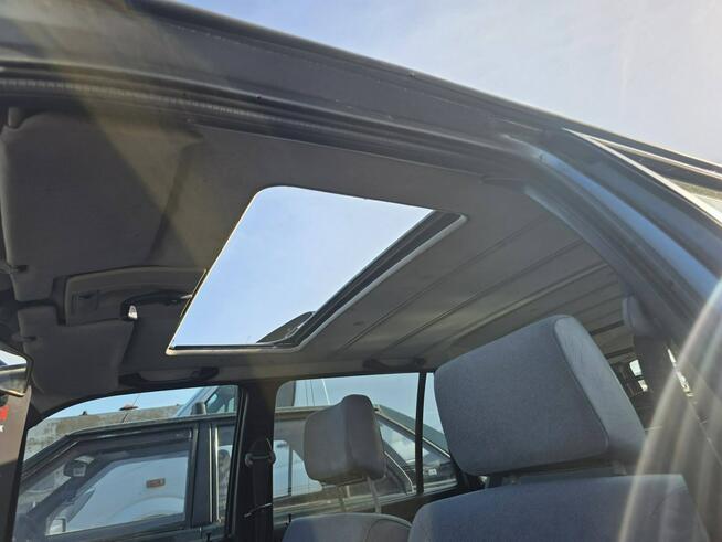 Volkswagen Passat 1.8 Benzyna 82 KM, Variant Trophy, Szyberdach, Relingi, Hak, Kubełki