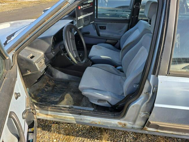 Volkswagen Passat 1.8 Benzyna 82 KM, Variant Trophy, Szyberdach, Relingi, Hak, Kubełki