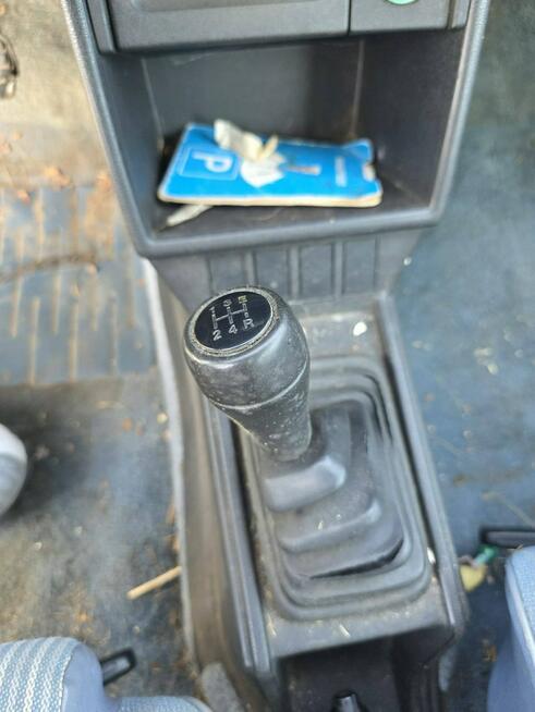 Volkswagen Passat 1.8 Benzyna 82 KM, Variant Trophy, Szyberdach, Relingi, Hak, Kubełki