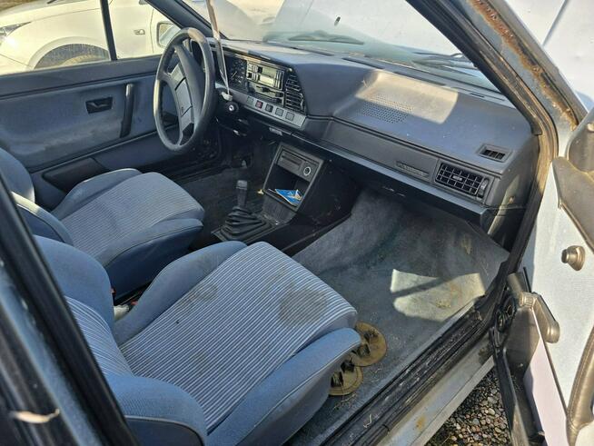 Volkswagen Passat 1.8 Benzyna 82 KM, Variant Trophy, Szyberdach, Relingi, Hak, Kubełki