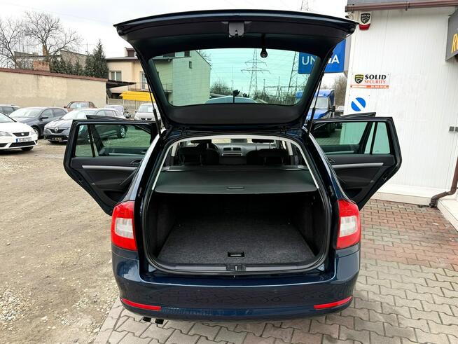 Škoda Octavia AUTOMAT*Bezwypadkowy*Xenon*Klimatronik*2xPDC*Pełny-Serwis*Mega-Zadbany