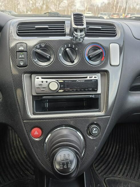 Honda Civic Wersja sport 1.4 90 KM mały przebieg ważne opłaty
