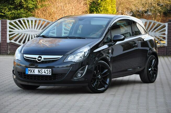 Opel Corsa 1,4 Benz 100KM Klimatyzacja Grz.Fotele/Kierownica Alufelgi PDC Serwis