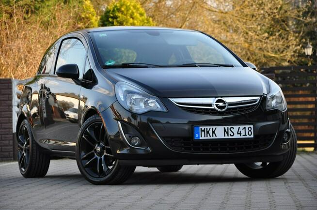 Opel Corsa 1,4 Benz 100KM Klimatyzacja Grz.Fotele/Kierownica Alufelgi PDC Serwis