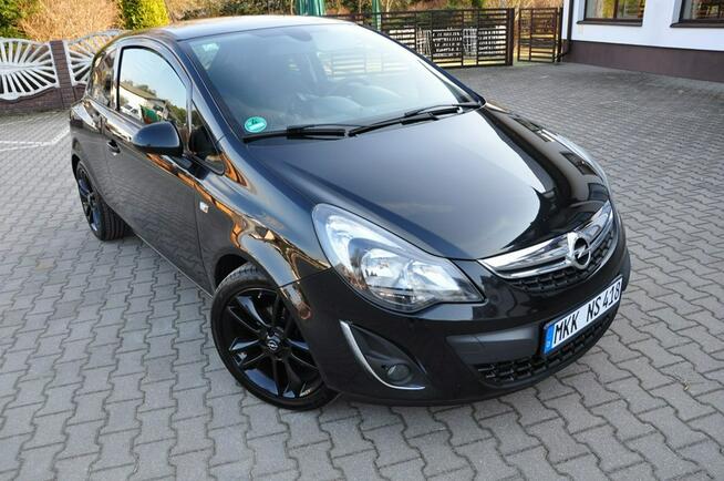 Opel Corsa 1,4 Benz 100KM Klimatyzacja Grz.Fotele/Kierownica Alufelgi PDC Serwis