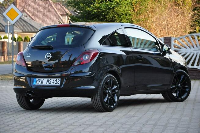 Opel Corsa 1,4 Benz 100KM Klimatyzacja Grz.Fotele/Kierownica Alufelgi PDC Serwis