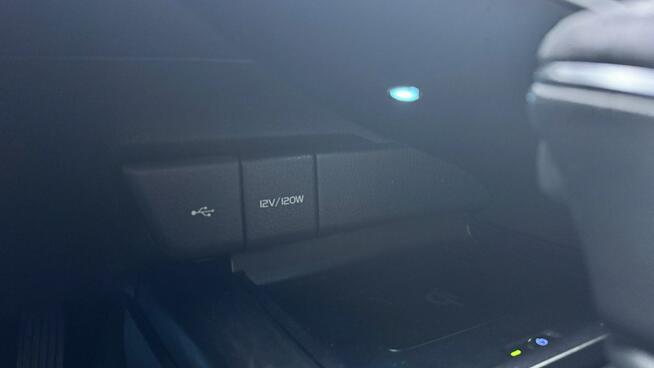 Toyota Camry 2.5 Hybryda 218KM Kamera cof El. fotele El. kiera Skóry Xenon As. pasa