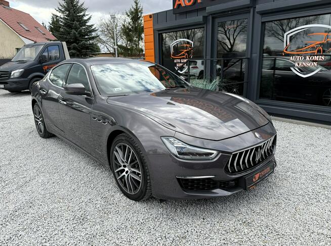 Maserati Ghibli GranLusso, Europejczyk, Podgrzewane wentylowane fotele, LED, Kamera