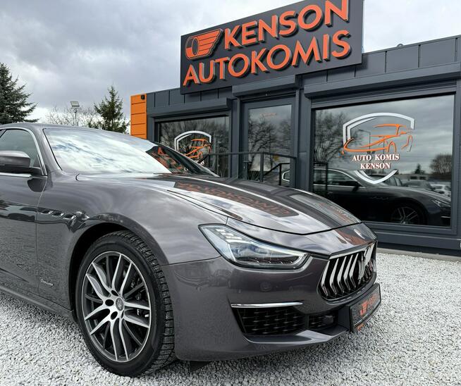 Maserati Ghibli GranLusso, Europejczyk, Podgrzewane wentylowane fotele, LED, Kamera
