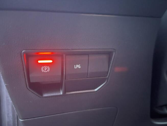 Dacia Duster Klimatornik Podgrzewanie Kamera Virtual LPG