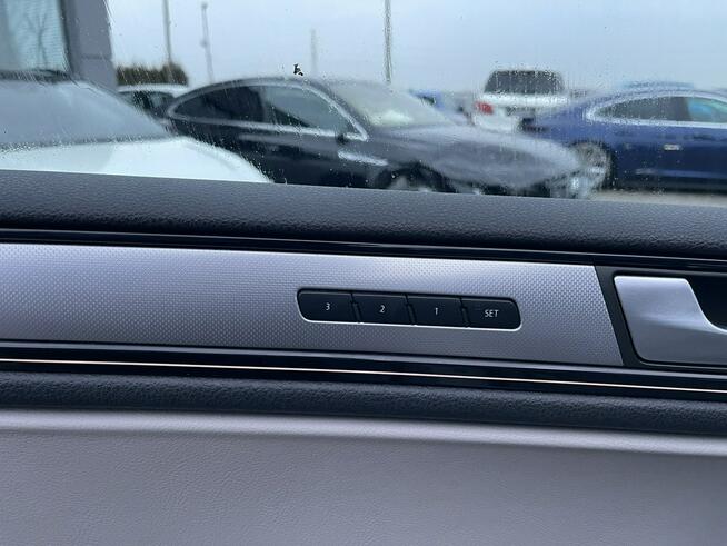 Volkswagen Touareg HAK R-line DSG Pamięć Pneumatyka 4 strefy Skóra 4Motion