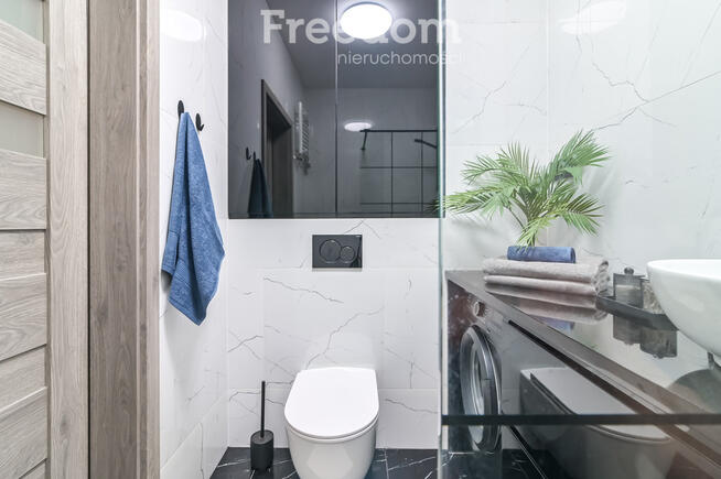 2 pok. 42m2, miejsce w hali garażowej, Pruszcz Gd.