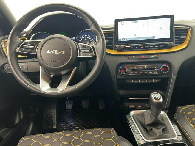 Kia XCeed 1.5 T-GDI L Buisness Line Hatchback