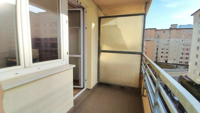 2 pokoje z balkonem i mp. w garażu, Okulickiego 55