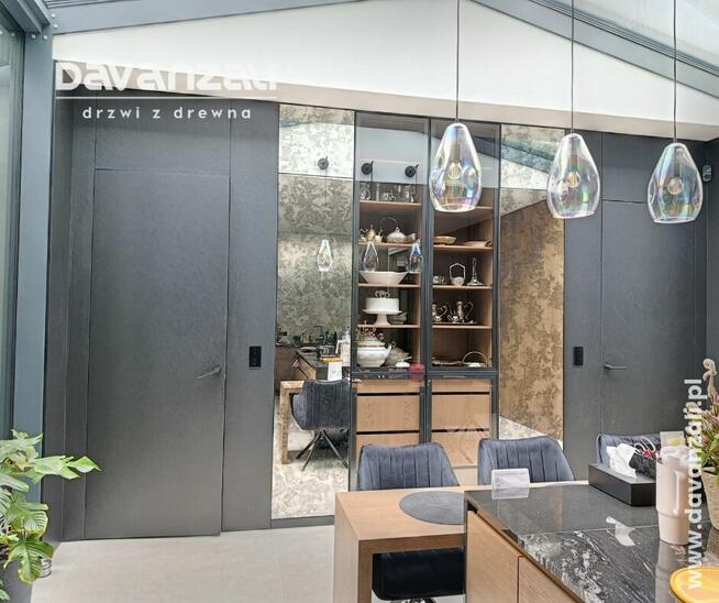 Davanzali – Producent Drzwi Drewnianych na Wymiar_ DĘBOWE