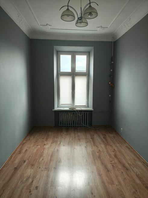 2 pokoje z CO miejskim do wprowadzenia w centrum