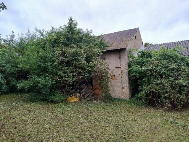 Syndyk sprzeda dom wraz z gruntem