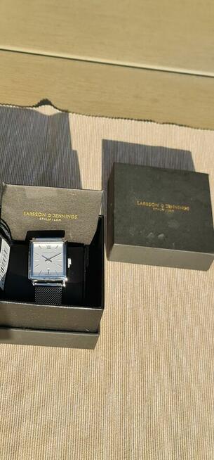 Przecena NOWY 800 pln-210 pln Larsson & Jennings STHLM/LDM