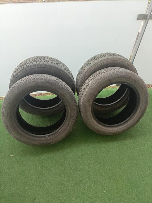 Komplet opon zimowych Bridgestone Blizzak LM005 205/55 R16