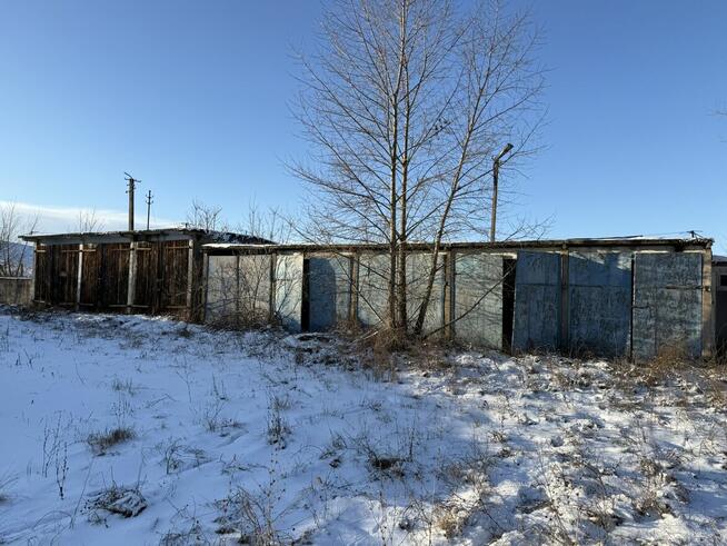 Sprzedam zabudowaną działkę 0,42 ha w Oborach