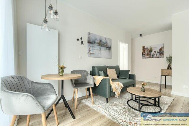 2 pokoje | balkon | miejsce postojowe | ul. Dmowskiego