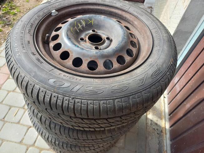 Opony na felgach R15 Scenic