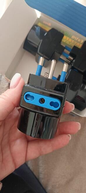 Adapter Schuko komplet 4szt