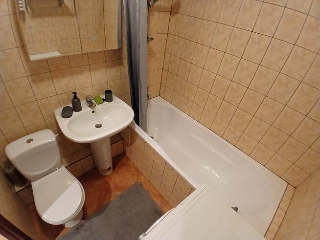 Komfortowe 2 pokoje + balkon z widokiem na park