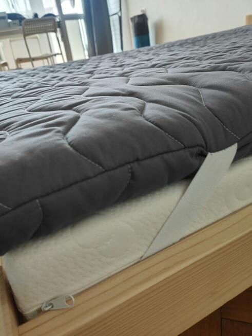 Łóżko drewniane 140 × 200