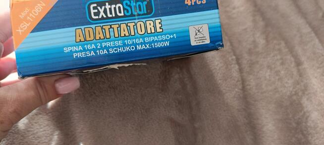 Adapter Schuko komplet 4szt