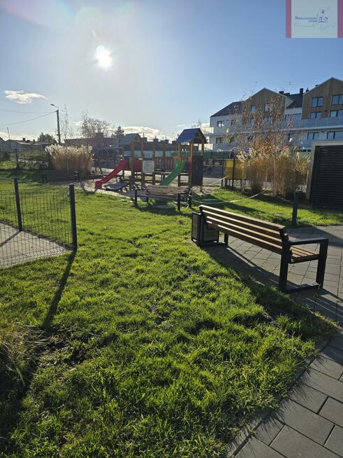 Nowoczesny apartament 2-poziomowy, winda, garaż, morze.