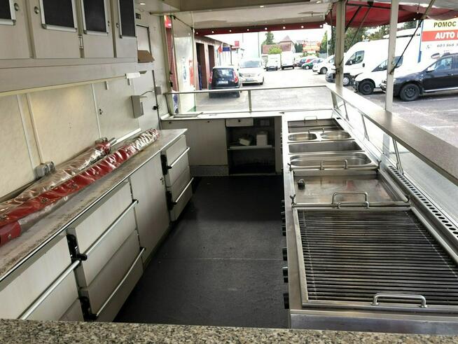 Inna inny Autosklep przyczepa Gastronomicznay Foodtruck Food truck Gril imbis