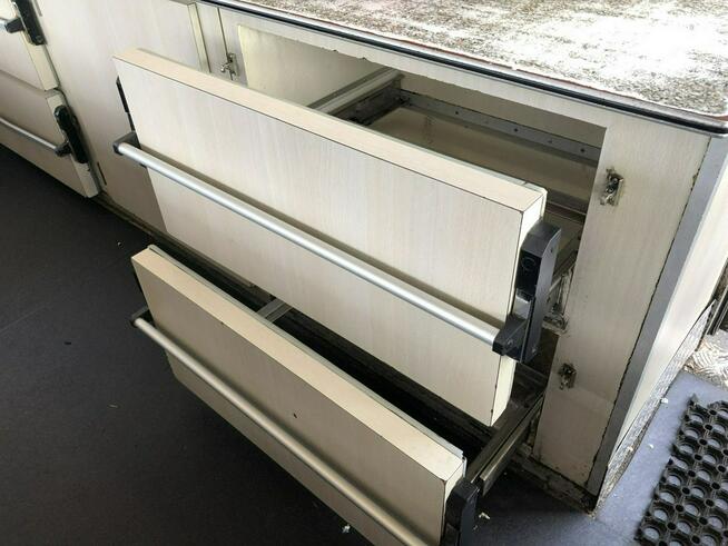 Inna inny Autosklep przyczepa Gastronomicznay Foodtruck Food truck Gril imbis