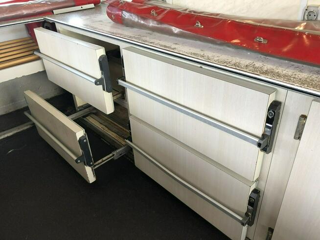 Inna inny Autosklep przyczepa Gastronomicznay Foodtruck Food truck Gril imbis