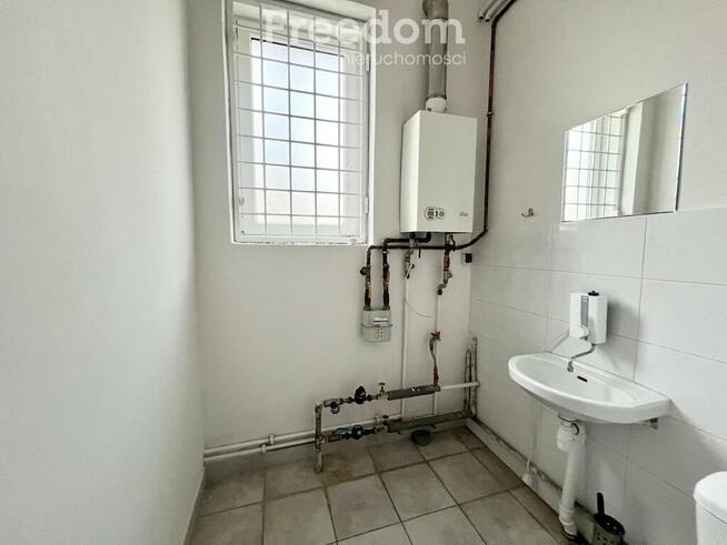 Przestronny lokal usługowy w centrum miasta