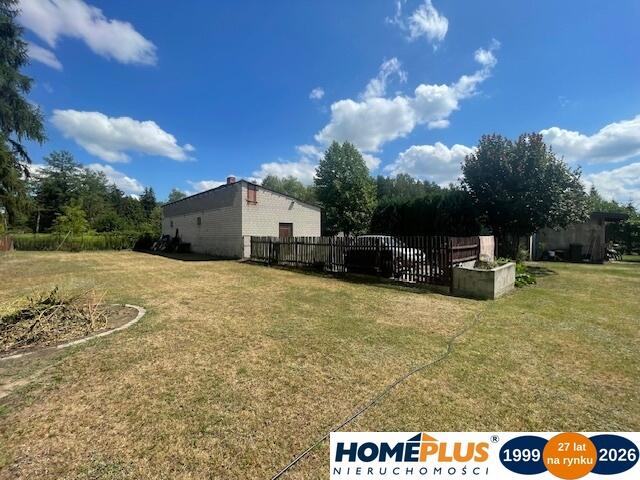 Dom z halą na dużej działce budowlano-usługowej