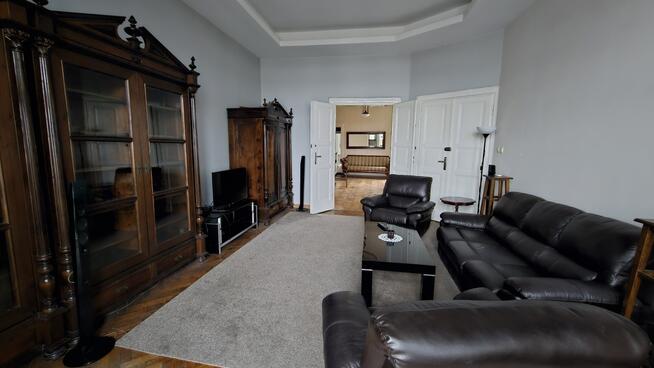 107 m² | Plac Dąbrowskiego | kamienica | winda