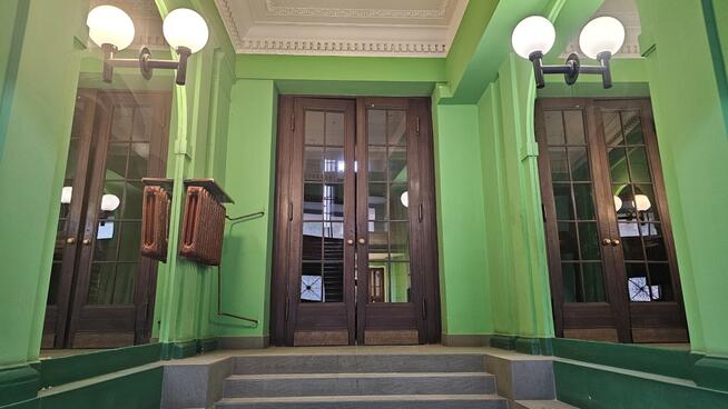 107 m² | Plac Dąbrowskiego | kamienica | winda