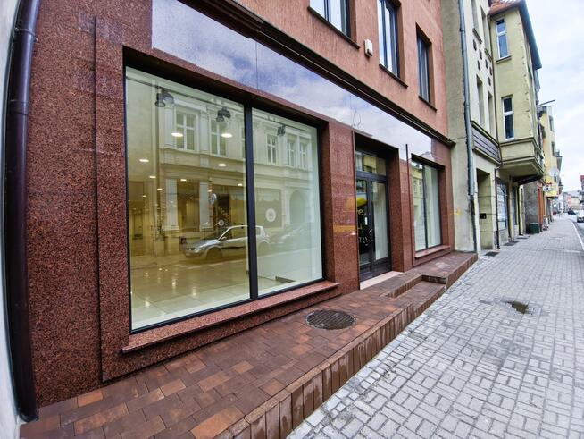 Obiekt handlowo-usługowy, Ostrów Wlkp. Wrocławska