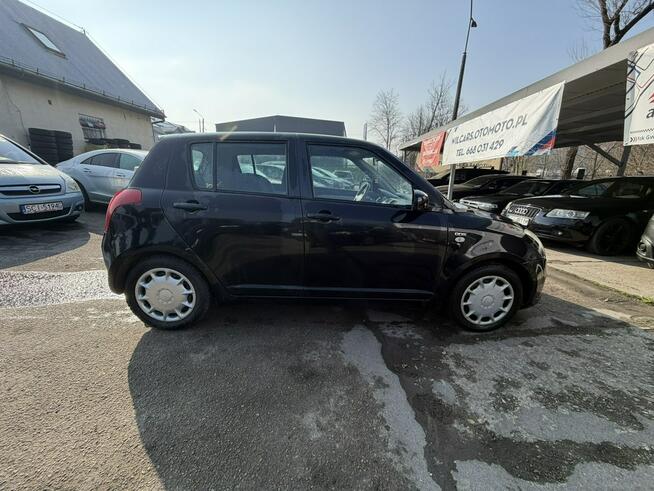 Suzuki Swift Klimatyzacja, Elektryczne szyby, 2 komplety opon. Podgrz. fotele