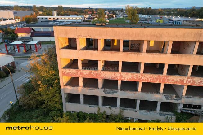 Działka PNB 42 mieszkania PUM 3122 m² Ostrowiec Św