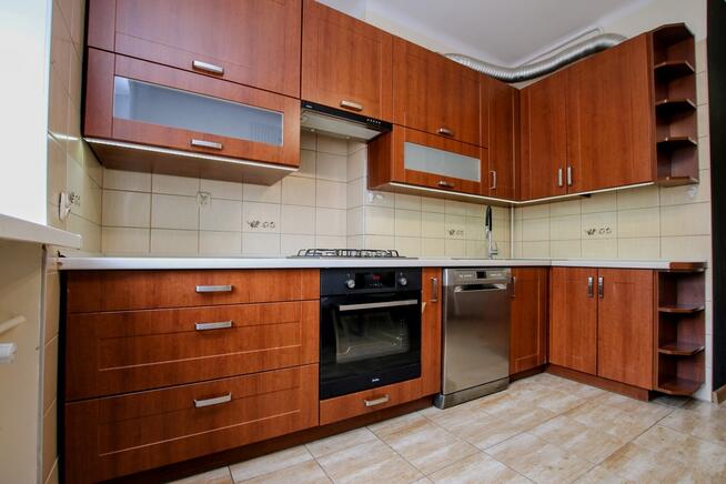 ścisłe centrum, drugie piętro, wolne od zaraz