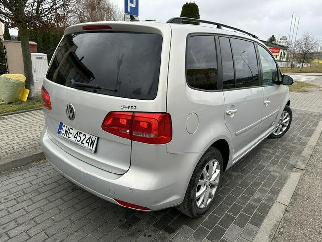 Volkswagen Touran 5 miejsc, podg. fotele, klimatronik, nawigacja, wymieniony rozrząd
