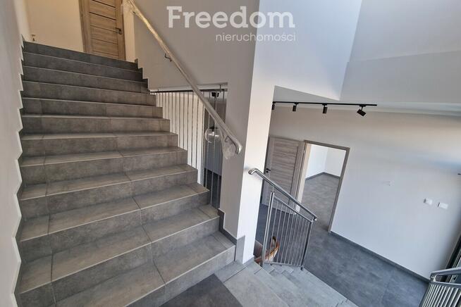 Biuro 200m² Ujrzanów - nowoczesne I duży parking