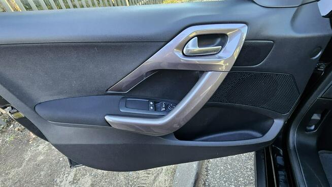 Peugeot 2008 czarny na raty bez BIK od FastCars