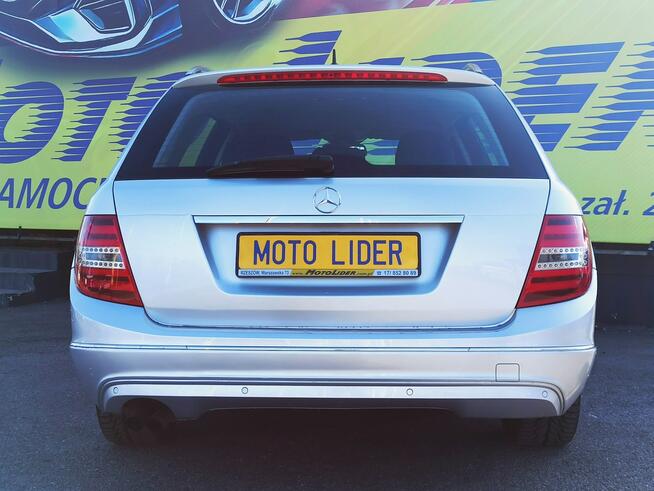 Mercedes C 200 Avantgarde, 240 tys km