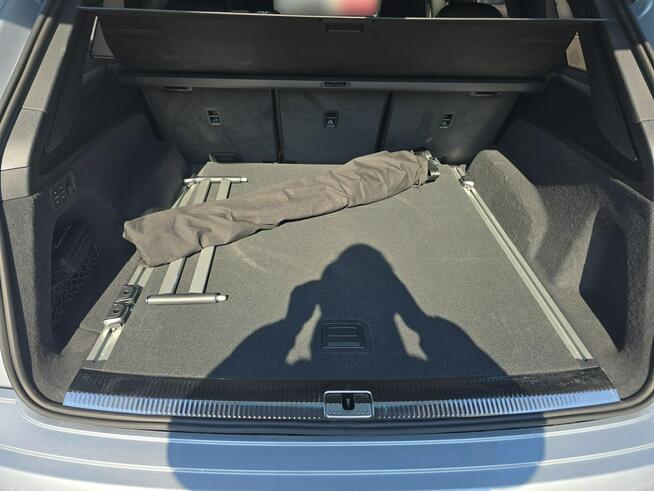 Audi Q7 SkrętnaOś_Matrix_HeadUp_Webasto_NightVision_Kamera360_Hak_Dociągi_FV23